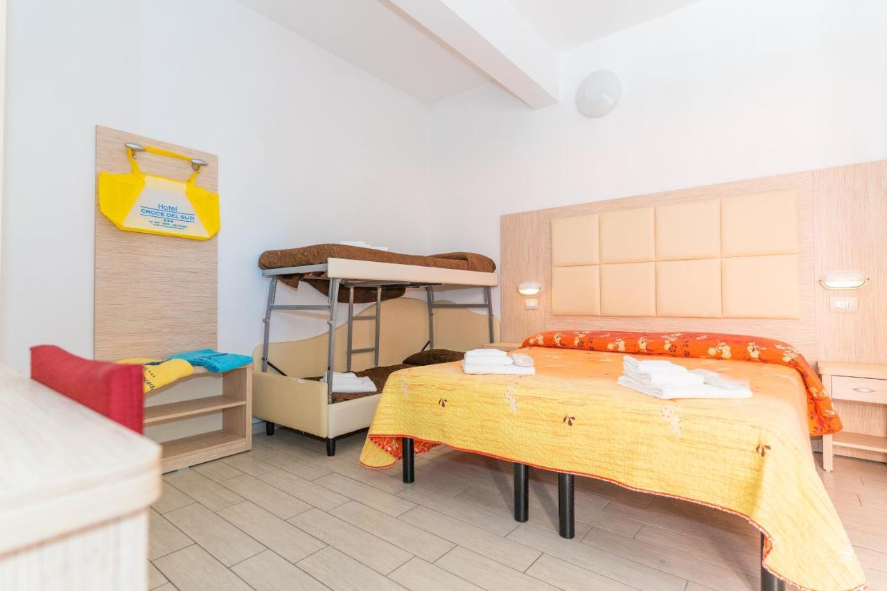 Hotel Croce Del Sud Rimini Exterior photo