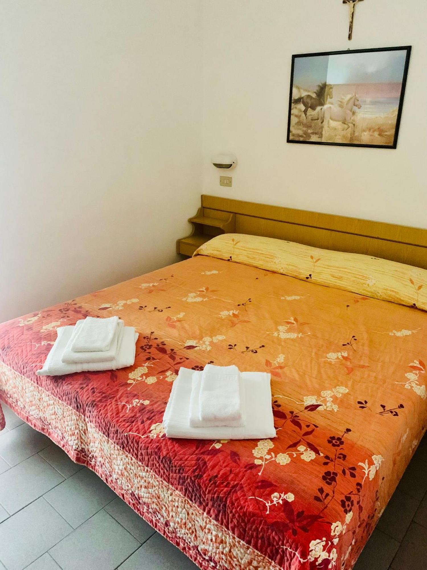 Hotel Croce Del Sud Rimini Exterior photo